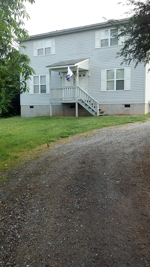 23 Griffin St. — Photo 2