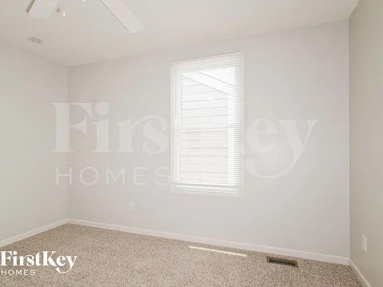 3238 Starkville St — Photo 11