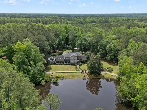 768 Bethesda Church Rd, Fairmont, NC 28340