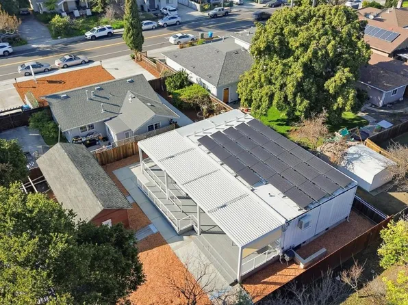 2260 Clarke Ave, East Palo Alto, CA 94303