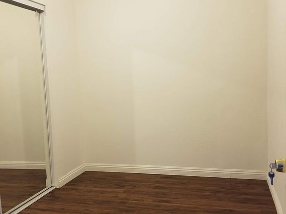 5th image of 616 Via Altamira APT E
