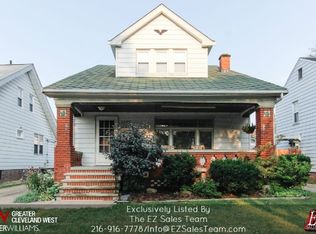 2055 Ferndale Ave, Lakewood, OH