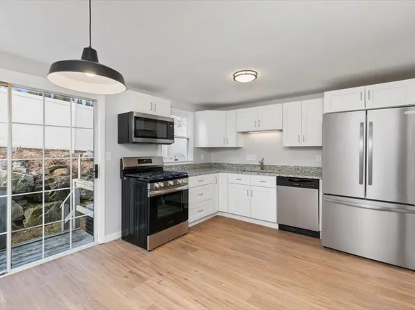 12-12C Oliver St #C, Haverhill, MA 01832