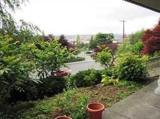 924 N Garden St, Bellingham, WA 98225