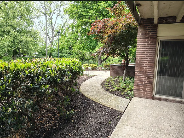 Residences at Pomona Park — Photo 21