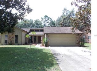 34490 Cedarfield Dr, Dade City, FL 33523