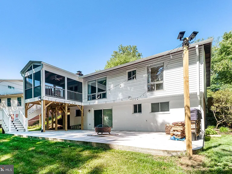 5019 Fleming Dr — Photo 45