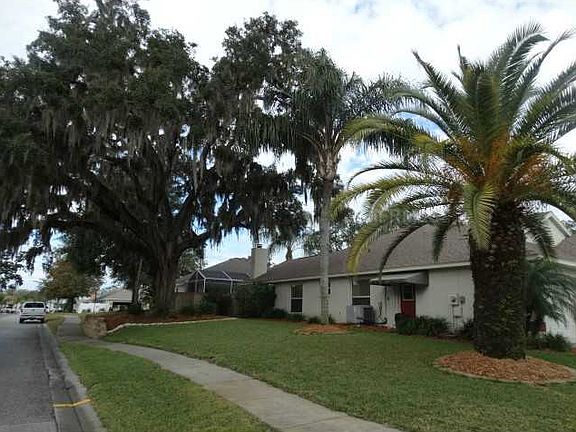 3rd image of 1743 Wood Trail St