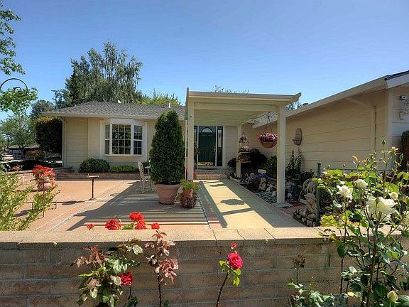 2nd image of 15900 La Mirada Ct