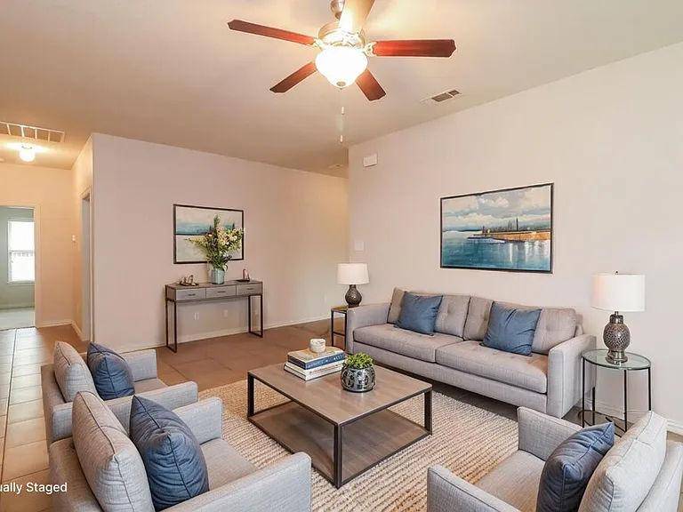 7648 Hollow Point Dr — Photo 4