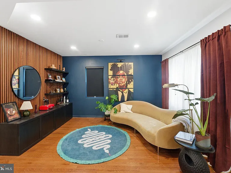 517 Lebaum St SE — Photo 4
