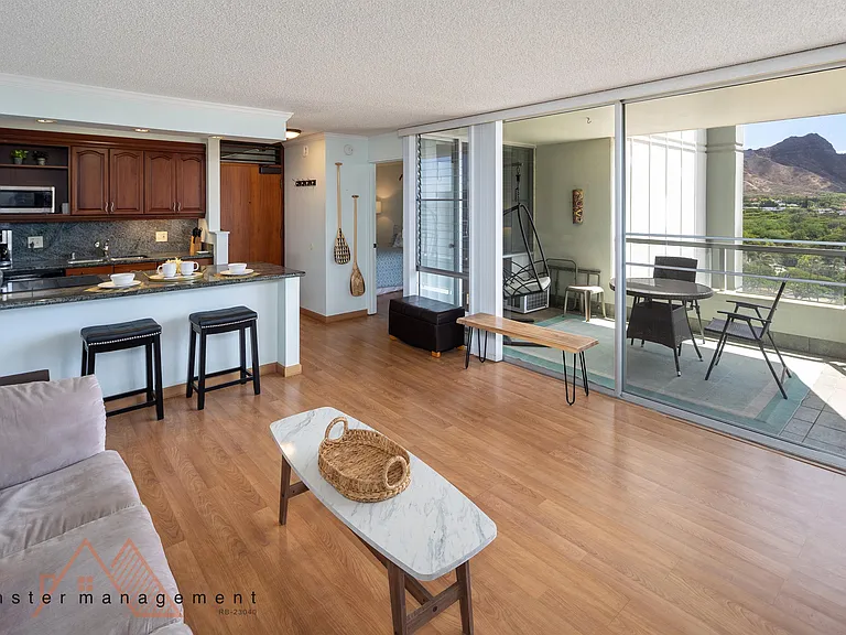 2600 Pualani Way #1404 — Photo 6
