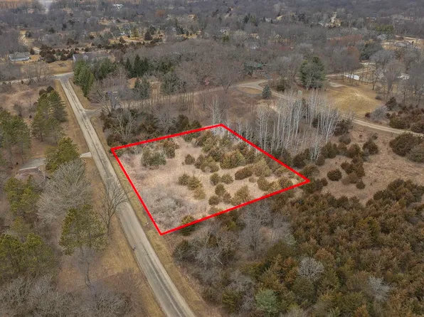 309 Vermillion Ln, Dixon, IL 61021