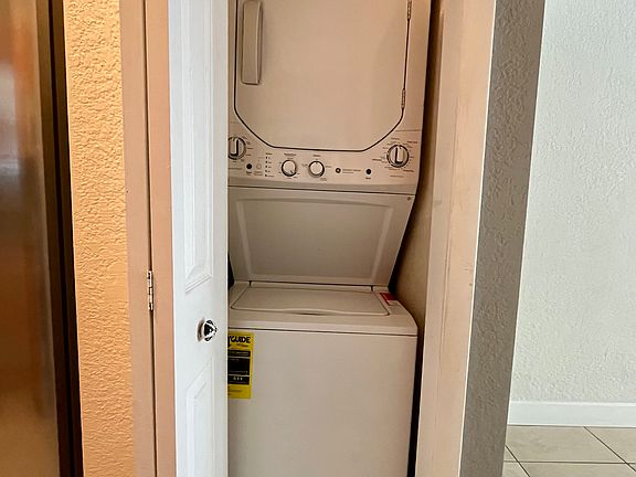 5th image of 1150 99th St APT 6