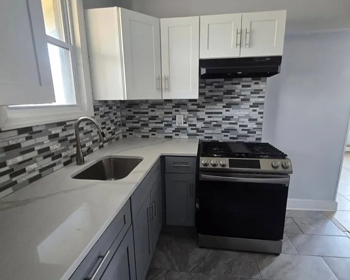 269 Goldsmith Ave #3L — Photo 1