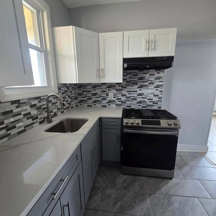 1st image of 269 Goldsmith Ave #3L