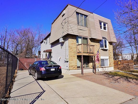 3rd image of 103 Moreland St