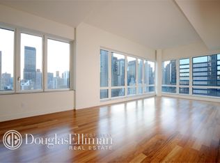 250 E 53rd St APT 3301, New York, NY