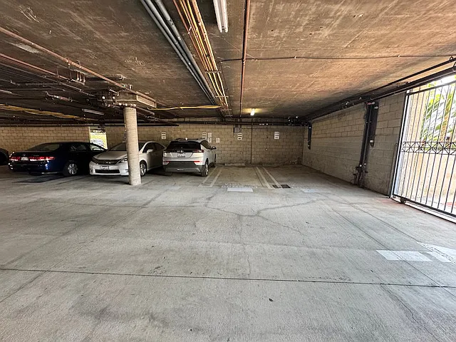 200 N 5th St #108 — Photo 20