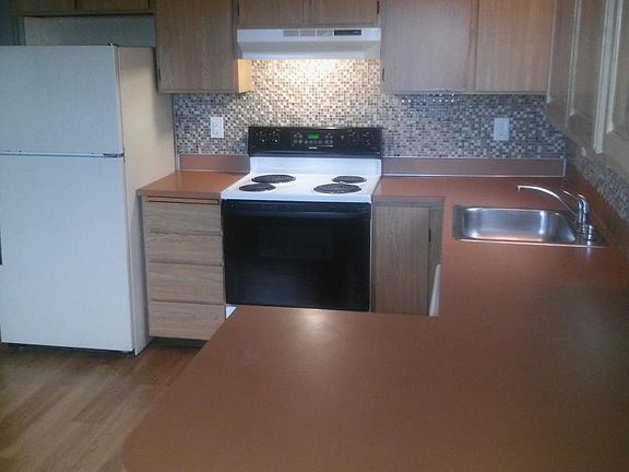 3rd image of 5209 S Orchard St #09D