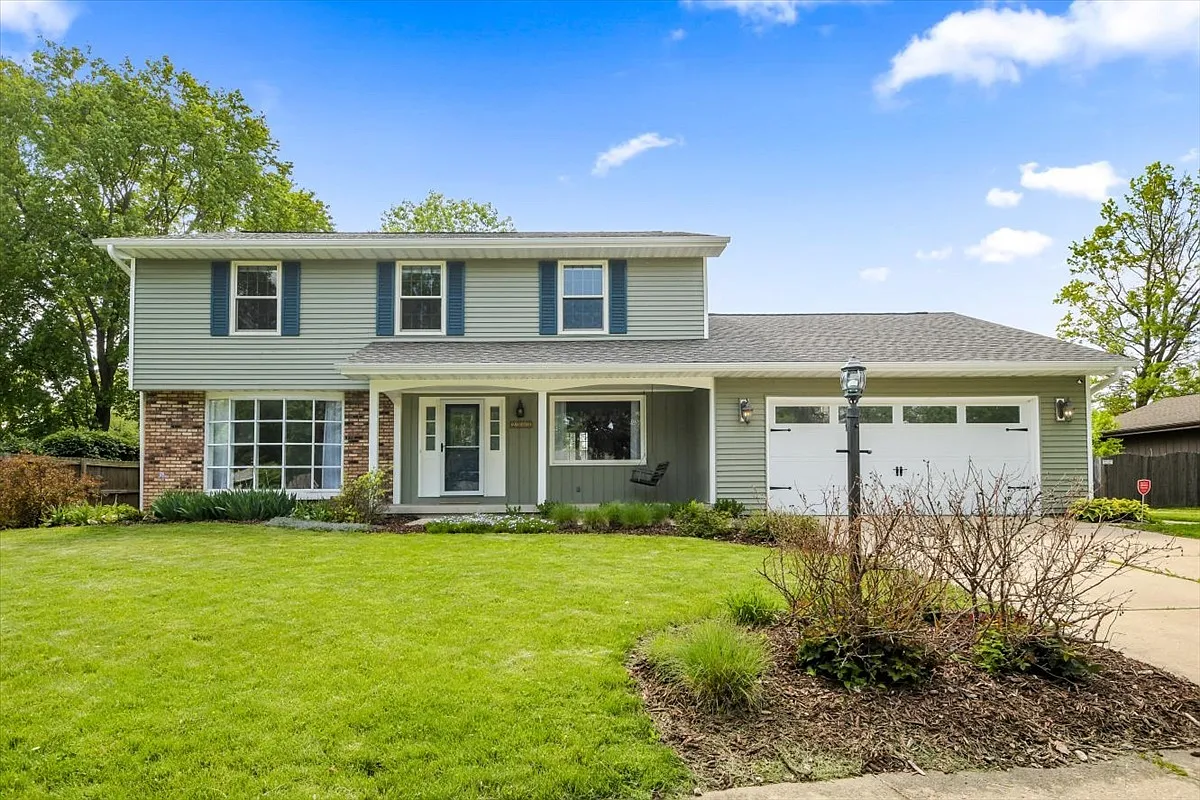 2303 Galen Dr photo 1