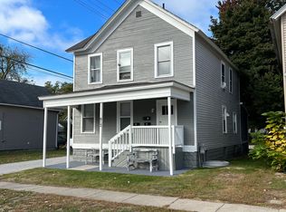 913 Saint Clair St, Port Huron, MI