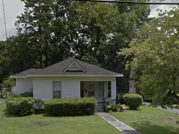 312 N Main St, Mullins, SC 29574