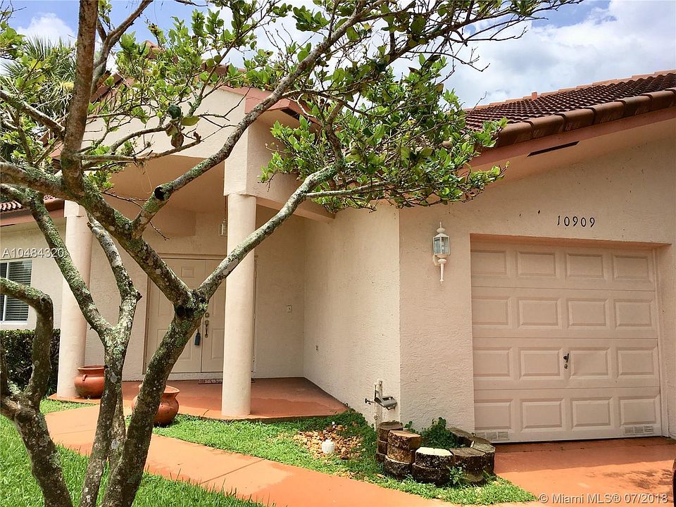 1st image of 10909 W Broward Blvd