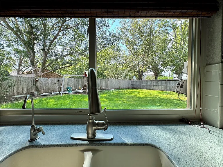 3406 Swift Creek Ct — Photo 15