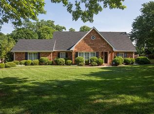 4145 Gladstonbury Rd, Winston Salem, NC 27104