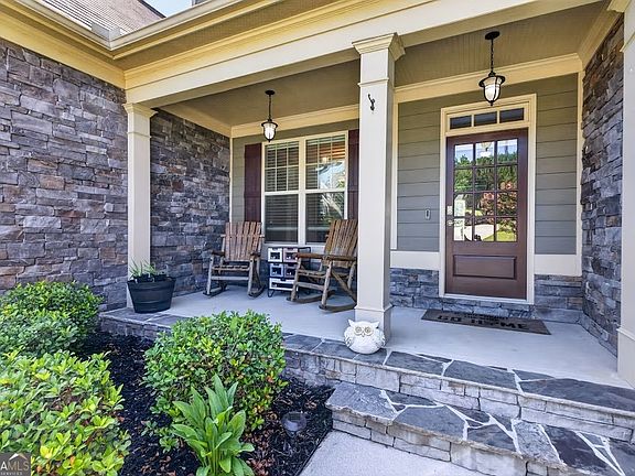 4th image of 93 Grace Arbor Ln