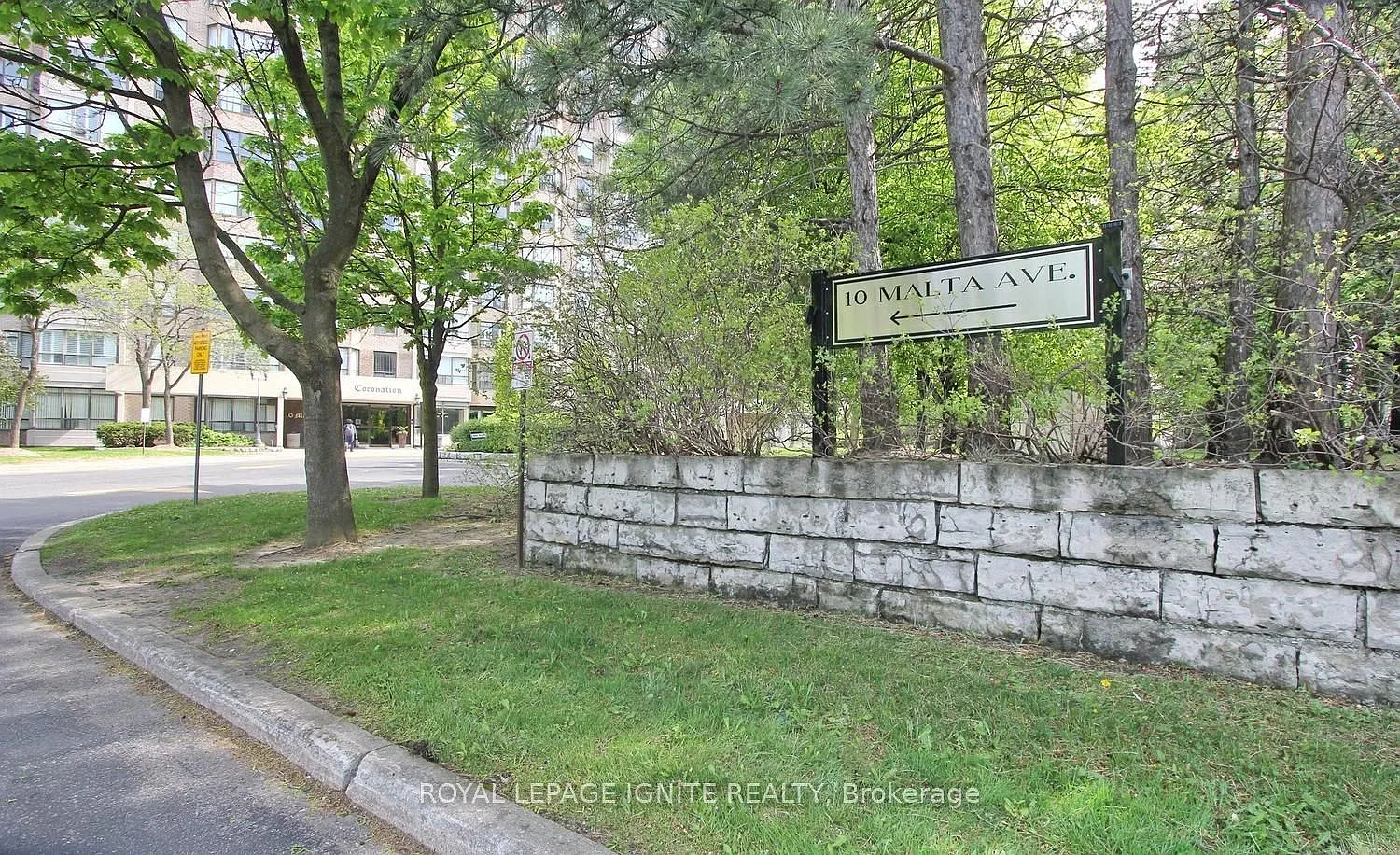 3 bed, $3,100 — Photo 1
