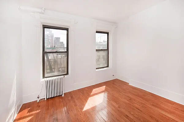 Rented by NOVO | media 12