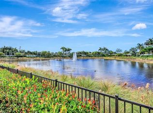 8825 N Saint Lucia Dr, Naples, FL 34114