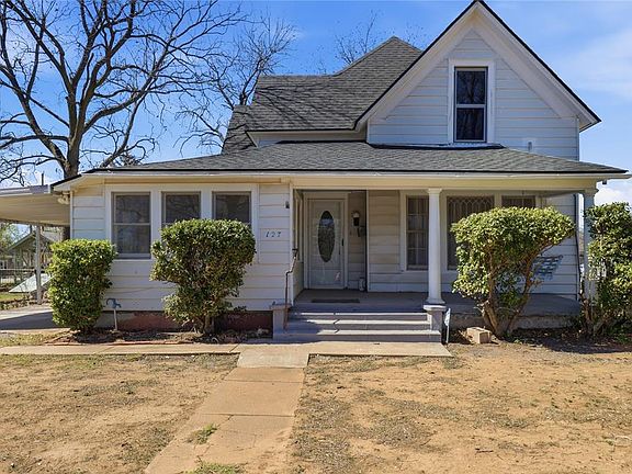 3rd image of 127 S Randlett St