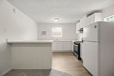 602 S 3rd St #C — Photo 5