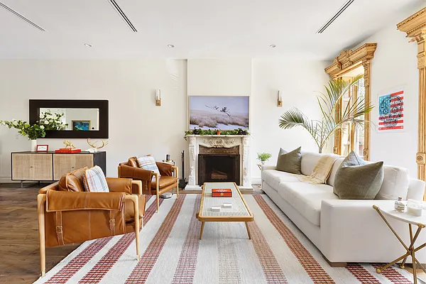 Sold by Compass | media 2