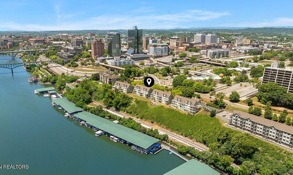 1st image of 530 Riverfront Way