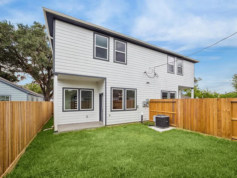 3430 Mount Pleasant St #B — Photo 18