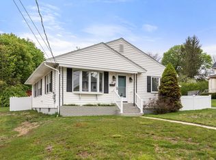48 Charles St, Gardner, MA 01440