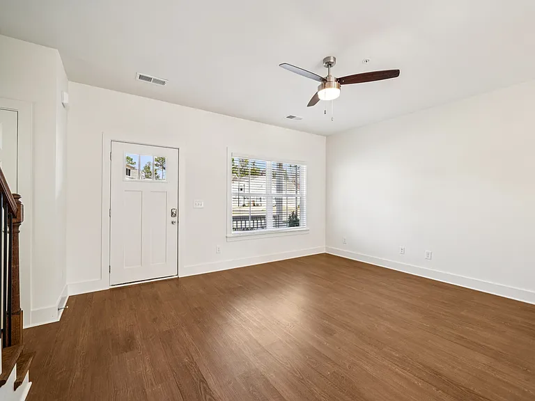 Turnberry Park Apartments and Homes — Photo 100