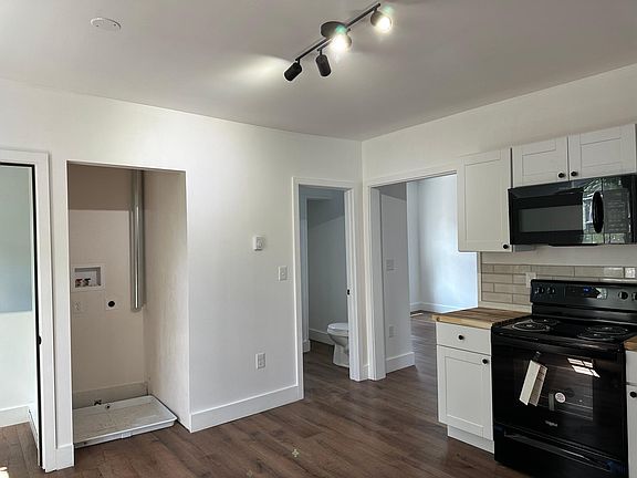 5th image of 405 Chapel St Floor 2