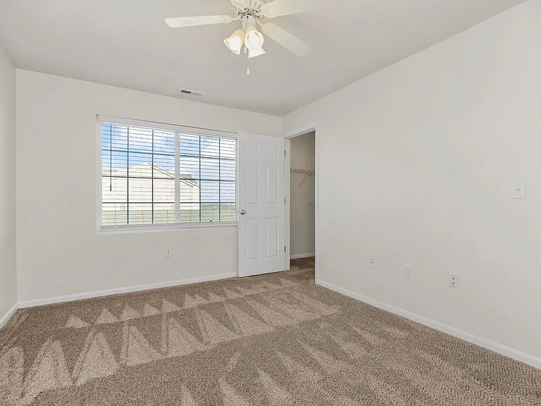 Three Bedroom - 3 Bed / 2 Bath - 1,326 Sq.Ft.
