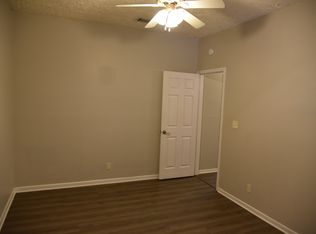 506 W San Antonio St APT 103, San Marcos, TX 78666