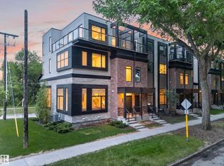 9747 101st St NW, Edmonton, AB T5K0W5