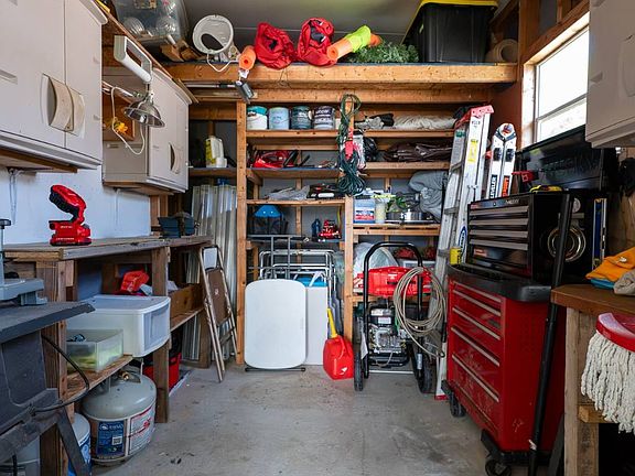 3rd image of 2600 Kelly Dr #2600