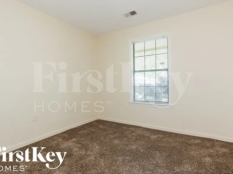 4877 Summitridge Dr — Photo 11