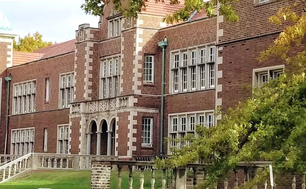 Clark School Lofts — Photo 1