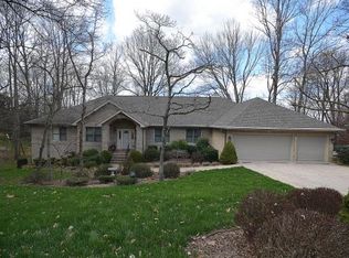 214 Shadowood Dr, Johnson City, TN 37604