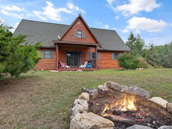 2381 Log Cabin Ln, Sister Bay, WI 54234